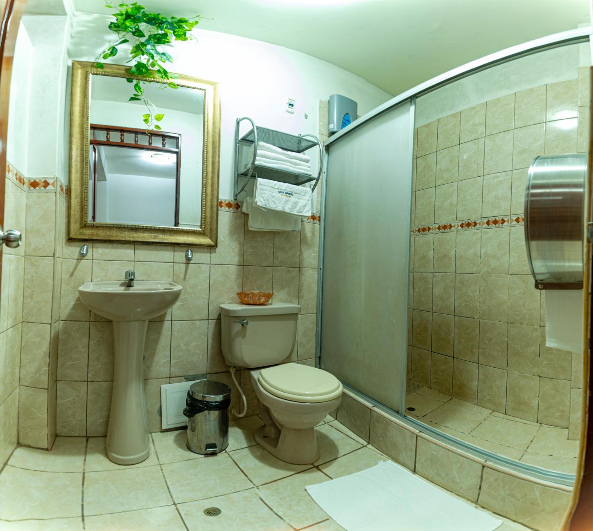 Hospedaje Gran Imperial Tumbes Ngoại thất bức ảnh